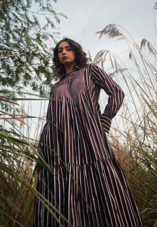  이키비 롱 원피스 아카리 스트라이프 드레스 - IKKIVI