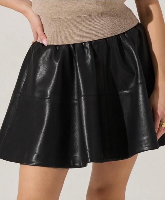  아스트라 더 라벨 숏 스커트 첼시 스커트 - ASTR The Label