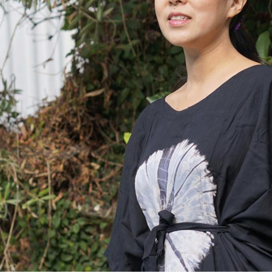  카시 코옵 롱 원피스 카시 쿱 카프탄 타이 다이 롱 드레스 블랙/화이트 - KASIH COOP