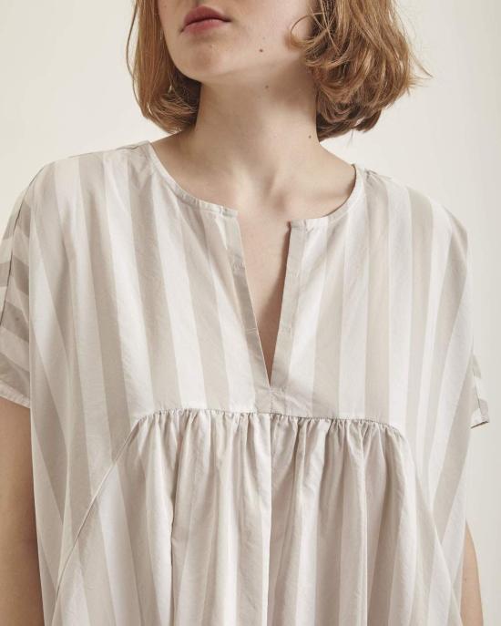  휴머노이드 롱 원피스 레이셀 맥시 드레스 화이트 스트라이프 - HUMANOID