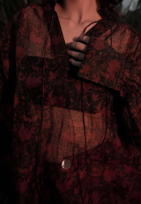  이키비 블라우스 코이 시스루 탑 - IKKIVI