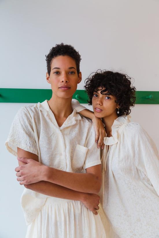  Caron Callahan 셔츠 캐론 캘러핸 요한  아이보리