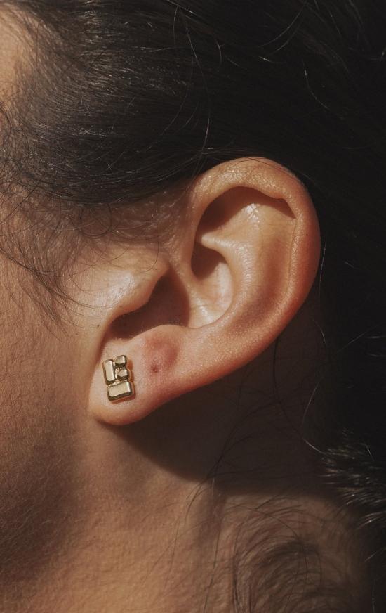  린지 루이스 이어링 엘스턴 스터드 골드