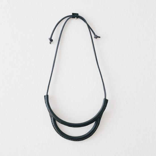  크레시오니 목걸이/팬던트 아크 목걸이