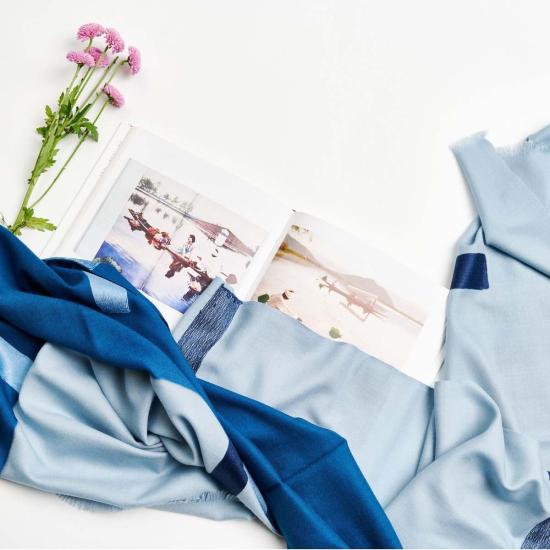  Variously 머플러/스카프 다양한 색상의 하버 블루 실크 메리노 핸드메이드 자수 스카프 (블루/오렌지) - OTHER BRANDS