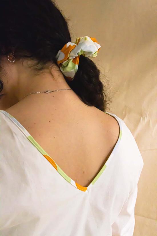  메리 로 민소매 티셔츠 해피 데이즈 랩탑 - MARY LO