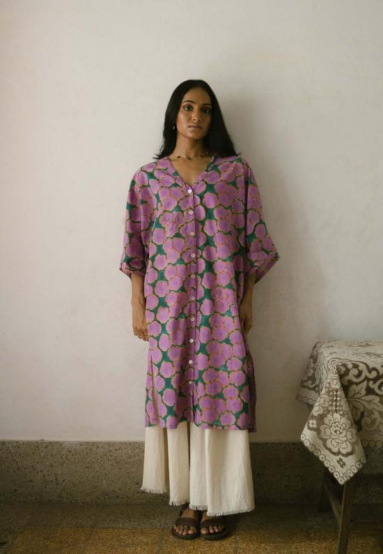  IKKIVI 롱 원피스 이키비 클로버 셔츠 드레스 멀티컬러