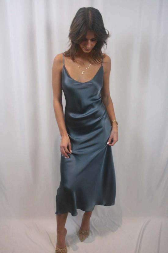  사블린 롱 원피스 테일러 B V Nk 컷 드레스