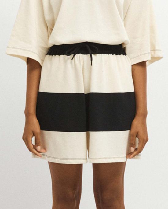  리타 숏팬츠 로우 에밀리아 스트라이프 저지 반바지 - RITA