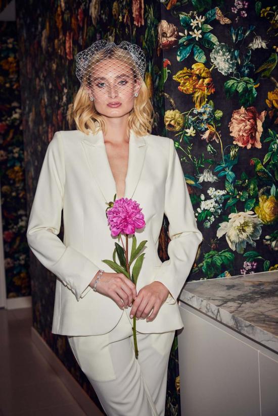  Lindsay Nicholas New York 스트레이트 팬츠 린지 니콜라스 뉴욕 엘리자베스 트라우저 윈터 화이트 - OTHER BRANDS