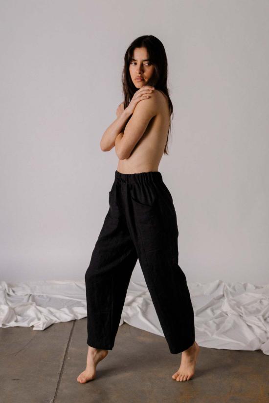  Pamut Apparel USA 스트레이트 팬츠 Pamut Apparel Usa River 리넨 팬츠 블랙 - OTHER BRANDS