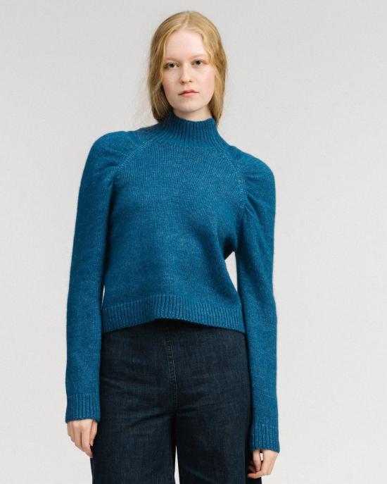  레이첼 코미 터틀넥 기도용 퍼프 소매 탑 (파란색)