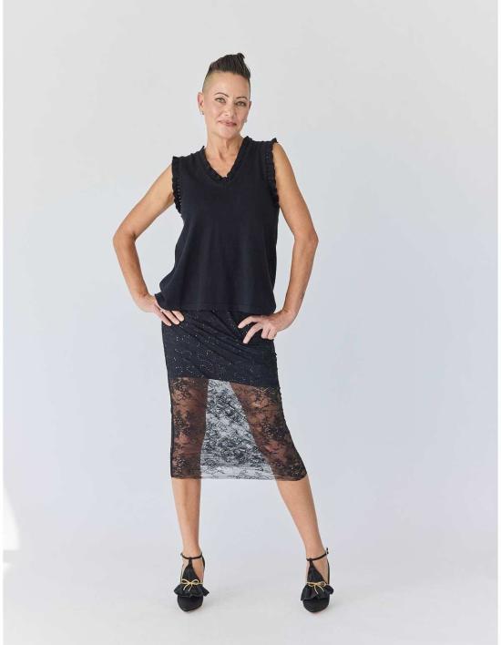  린제이 니콜라스 뉴욕 민소매 티셔츠 린지 니콜라스 뉴욕 프릴 브이넥 쉘탑 블랙 - LINDSAY NICHOLAS NEW YORK