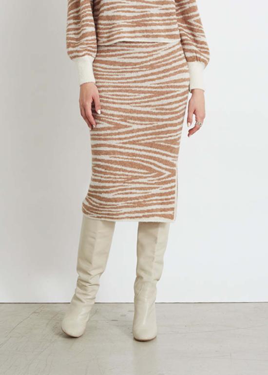  일레븐 식스 미디 스커트 주노 스커트