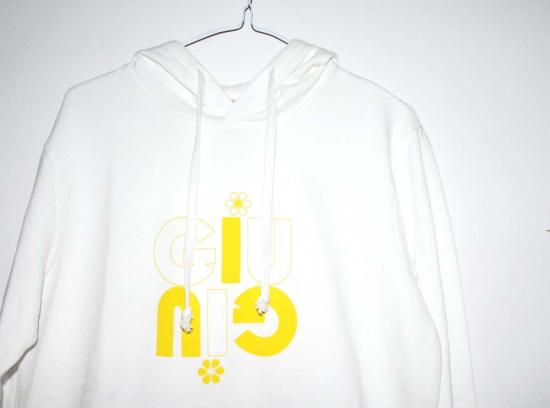  주주 스웨터 Giu Giu 카모마일 후디 화이트 - GIU GIU