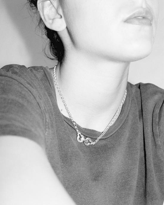  아니카 이네즈 목걸이/팬던트 앰플 잠금 장식 목걸이 (은/금)