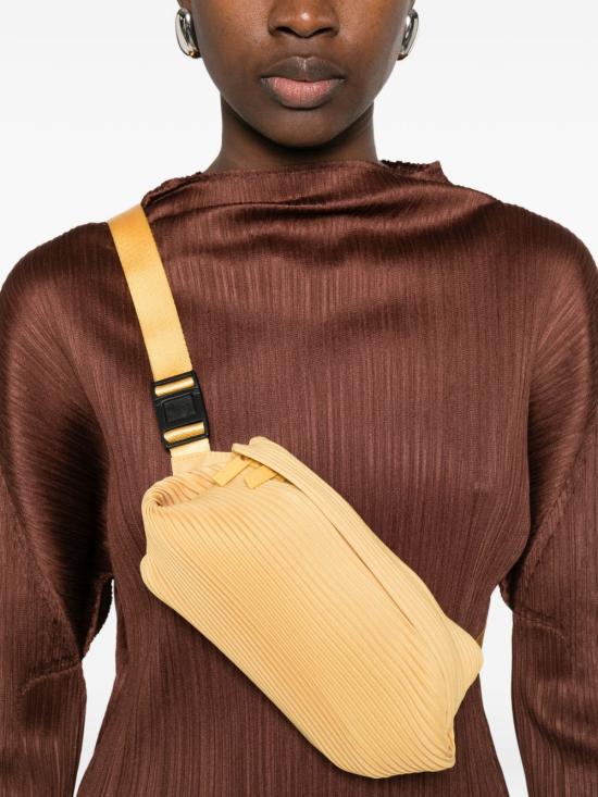 26SS 플리츠플리즈 벨트백 PP67AG511 52 Yellow - PLEATS PLEASE