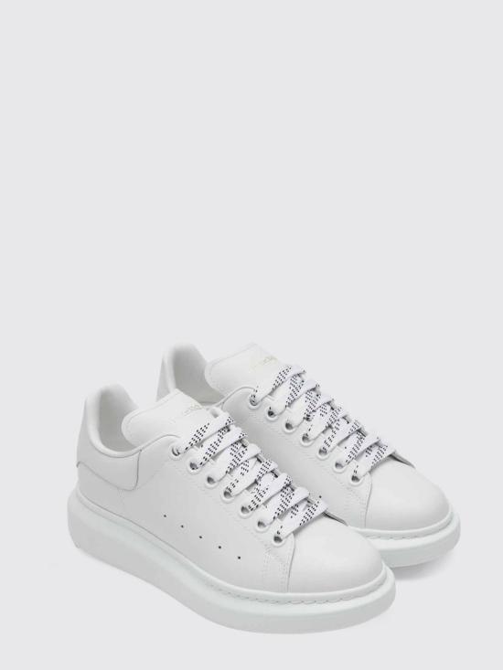 26SS 알렉산더 맥퀸 오버사이즈드 스니커즈 553770WIAIG 9007 White - ALEXANDER MCQUEEN