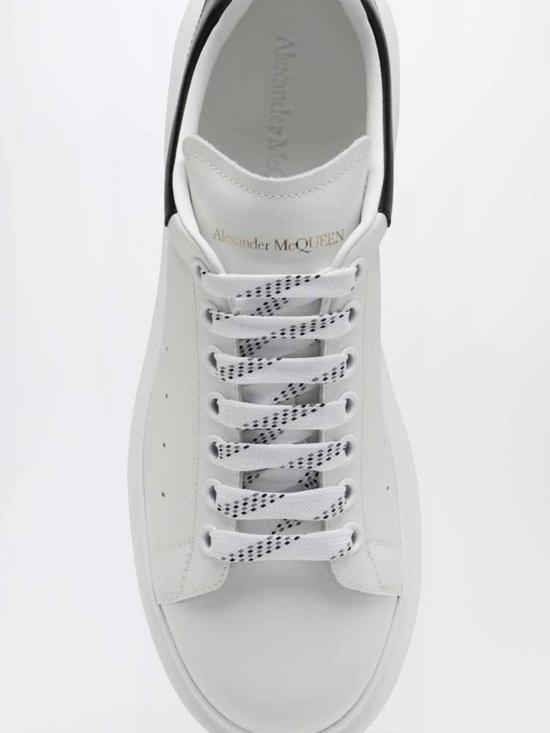 26SS 알렉산더 맥퀸 오버사이즈 드 스니커즈 553680WIAIG 9061 White - ALEXANDER MCQUEEN