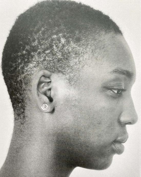  샤논 본드 이어링 섀넌 본드 스퀴글