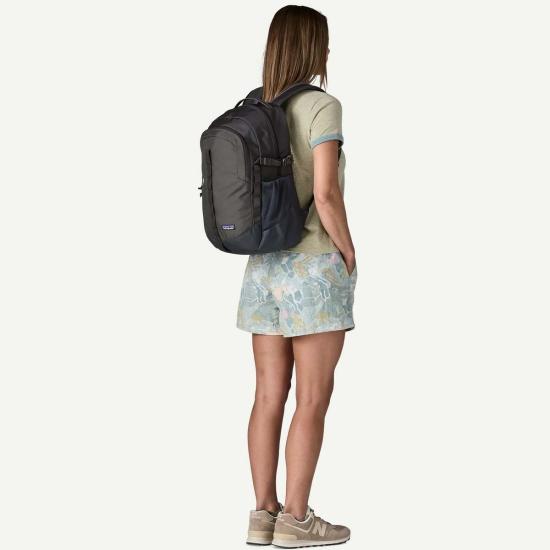  파타고니아 백팩 Patagonia Refugio 데이팩 26 L - PATAGONIA