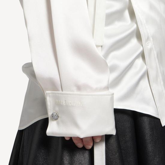 26SS 발렌시아가 바이오테크 실크 새틴 랩 셔츠 857842TTN14 9002 WHITE - BALENCIAGA
