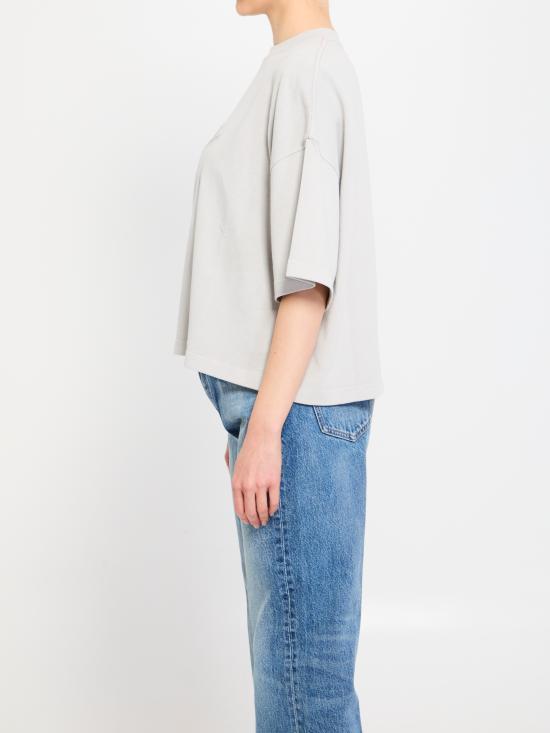 26SS 자크뮈스 반팔 티셔츠 TSW00590AJ00045 150 GREY - JACQUEMUS