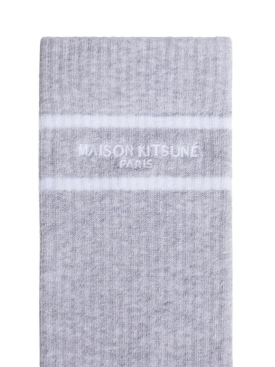 26SS 메종키츠네 양말 QU06401KT1173 0498 GREY - MAISON KITSUNE