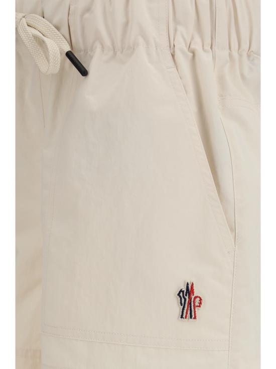 26SS 몽클레어 숏팬츠 L10982B00005597SL 050 CREAM - MONCLER