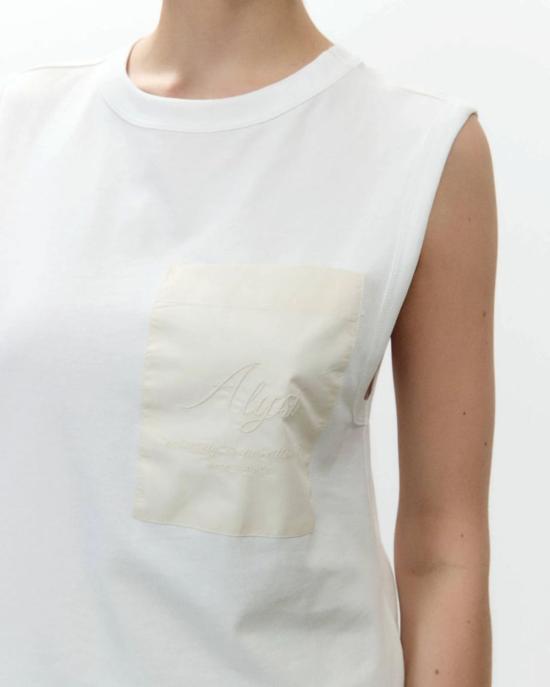  알리지 민소매 티셔츠 알리시 자수 탱크탑