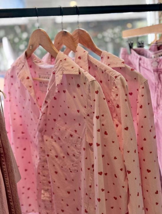  프랭크 앤 에일린 셔츠 프랭크 & 아일린 실비오 언턱블 버튼업 셔츠 핑크 스트라이프 하트 - FRANK & EILEEN