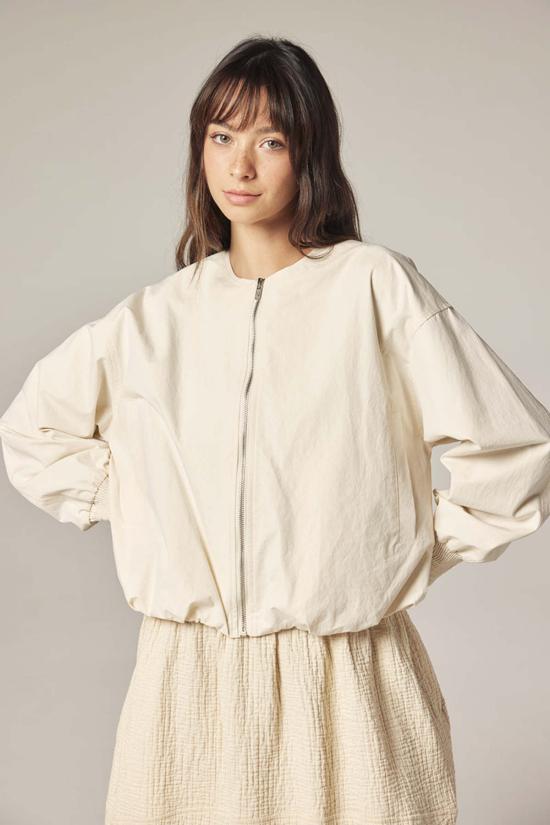  amente 봄버 자켓 아멘테 스모크 슬리브 지퍼업 재킷 에크루 - AMENTE