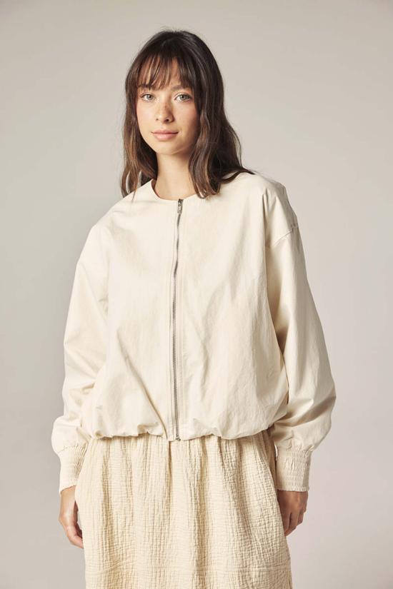  amente 봄버 자켓 아멘테 스모크 슬리브 지퍼업 재킷 에크루 - AMENTE