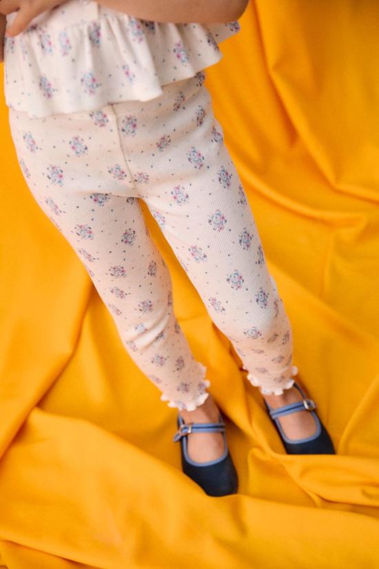  [키즈] 루이스미샤 트레이닝/조거 팬츠 루이스 미샤 아난두 아동, 크림 플라워 듄 레깅스 착용