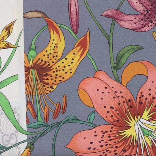 26SS 구찌 프린트 실크 트윌 까레 8501073G0011963 Grey - GUCCI