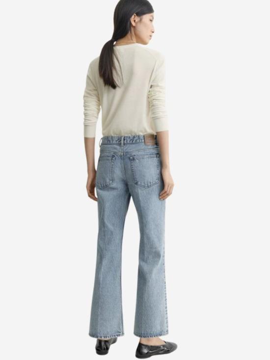  토템 데님 팬츠 Totême Kick Flare Denim True In Vintage Jeans - TOTEME