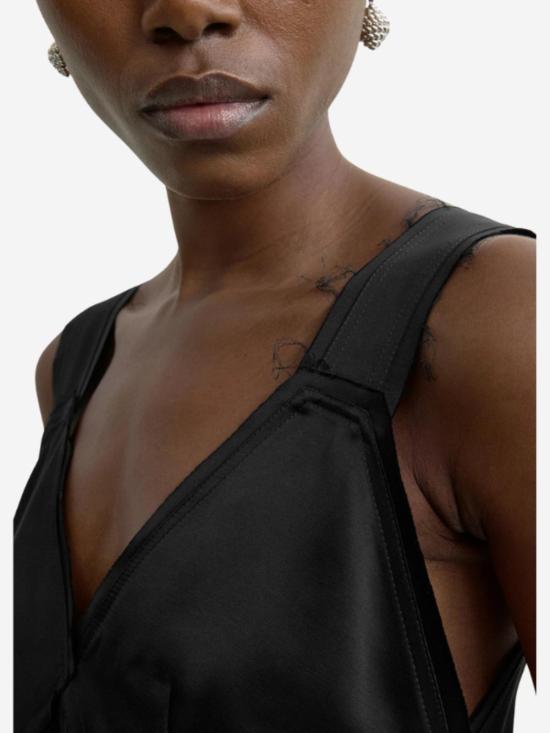  토템 캐미솔 크롭 새틴  블랙 - TOTEME