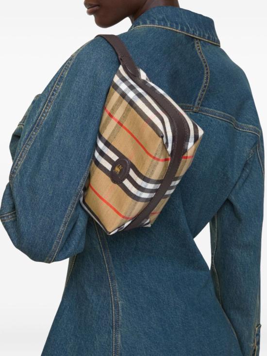 26SS 버버리 미니 하이랜드 더플백 8119773 A2021 Beige - BURBERRY