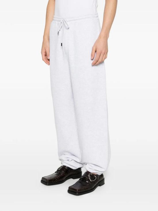 26SS 자크뮈스 스트레이트 팬츠 PAM00303AJ00262 9CI GREY - JACQUEMUS