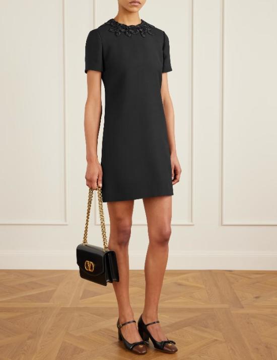 26SS 발렌티노 가라바니 미디 원피스 8B3VAHC61CF 0NO Black - VALENTINO GARAVANI