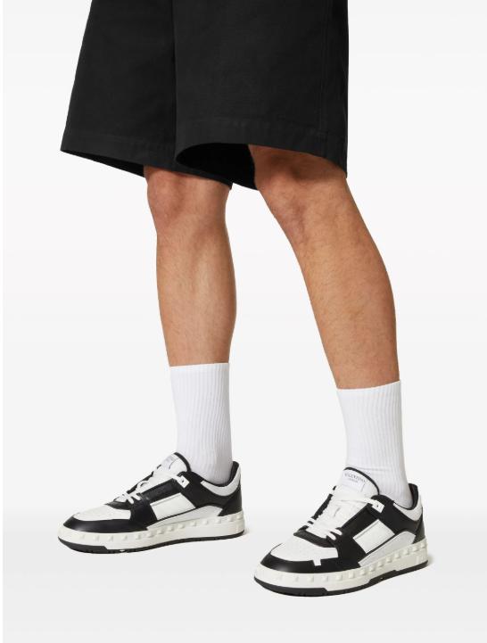 26SS 발렌티노 가라바니 드레스 슈즈 8Y2S0H43RDG 0NI Nero bianco bi nero - VALENTINO GARAVANI