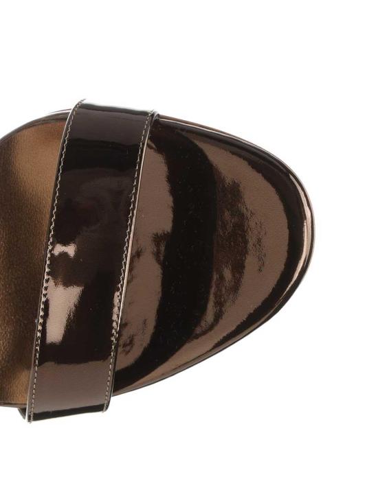 26SS 크리스챤 루부탱 샌들 1260029Z092 Gold - CHRISTIAN LOUBOUTIN