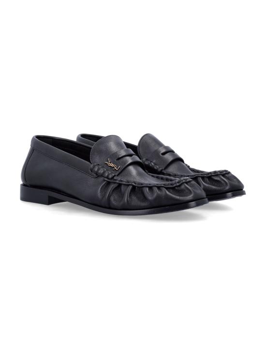 26FW 생로랑 매트 레더 서플 르 로퍼 83947125VAA 1000 NERO - SAINT LAURENT