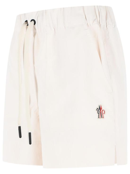 26SS 몽클레어 숏팬츠 098 2B000 05 597SL050 White - MONCLER