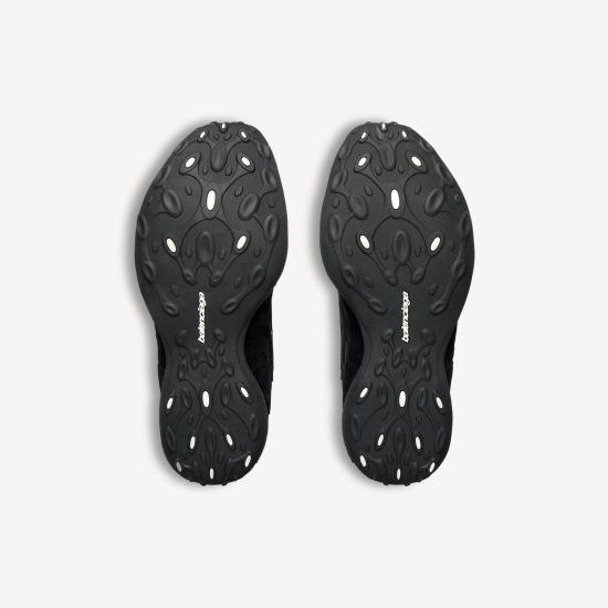 26SS 발렌시아가 먼데이 울트라 스니커즈 853505WMNDI1000 Black - BALENCIAGA
