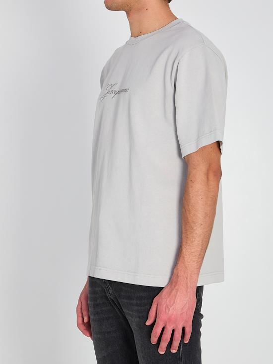 26SS 자크뮈스 반팔 티셔츠 TSM00631AJ00045 150 GREY - JACQUEMUS