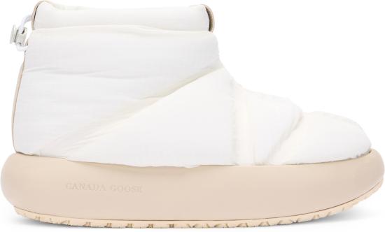 25FW 캐나다구스 부츠 7676W9417 White