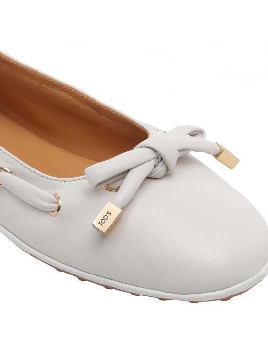 26SS 토즈 플랫 슈즈 XXW04M0KC40SWZB015 White - TODS