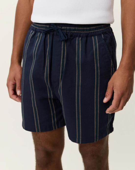 26SS 레듀 숏팬츠 1001490 460DARK NAVY Blue - LES DEUX