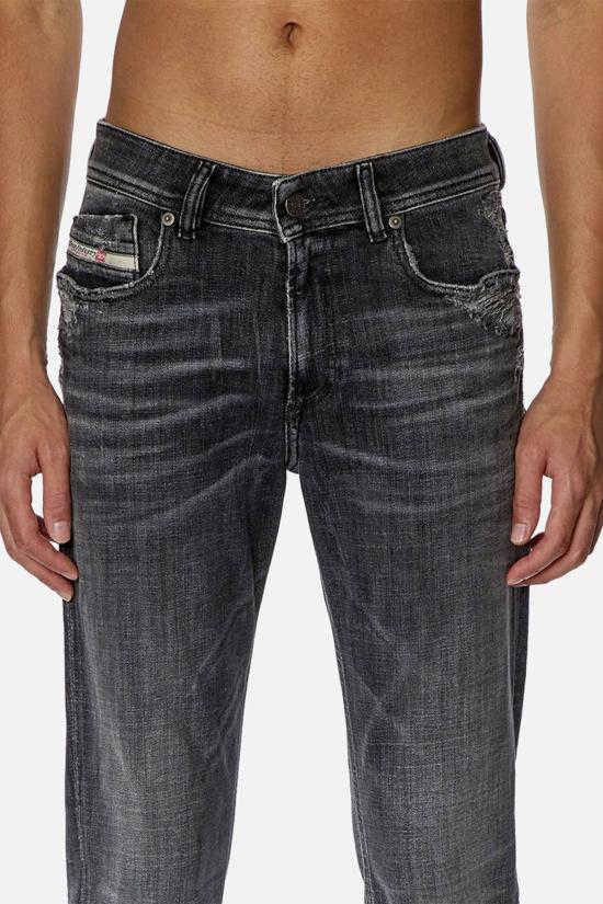  디젤 데님 팬츠 A0359409G37 Black - DIESEL